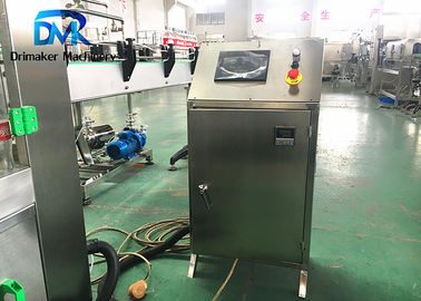 Sus 304 Meyve Suyu Şişesi Dolum Makinesi 10000 Bph Meyve Suyu Paketleme Makinesi